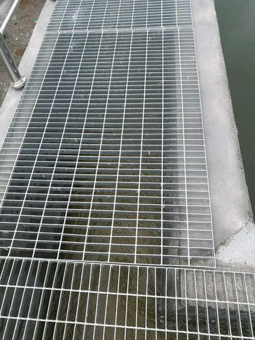 熱鍍鋅鋼格柵板